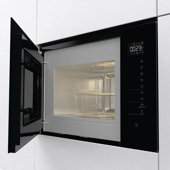 Mikrofala do zabudowy Gorenje BM235SYB